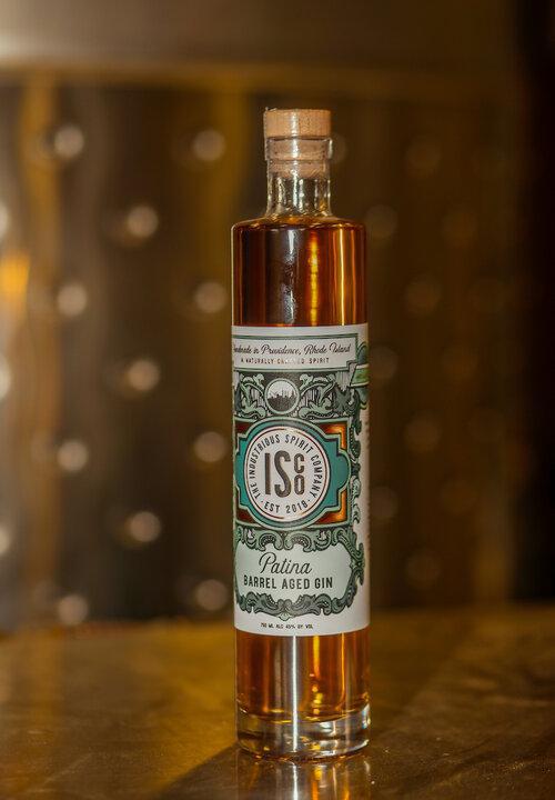 Gin RI ISCO Patina Barrel Aged – Point Wine & Spirits